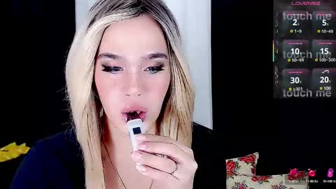 Snapshot of arianne_xoxo777 chatting on 22, 2, 2025 ARIANNE CUMS  online show from 22, 2, 2025