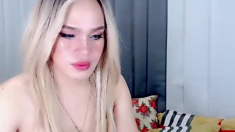 Snapshot of arianne_xoxo777 chatting on 2, 3, 2025 ARIANNE CUMS  online show from 2, 3, 2025