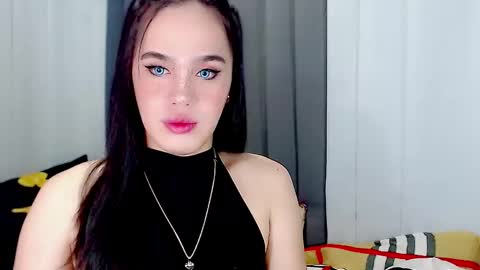 Snapshot of arianne_xoxo777 chatting on 4, 3, 2025 ARIANNE CUMS  online show from 4, 3, 2025