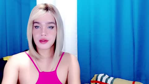 ARIANNE CUMS  online show from 5, 7, 2026