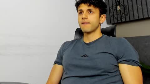 Snapshot of ariasaadeh chatting on 10, 9, 2025 ariasaadeh online show from 10, 9, 2025