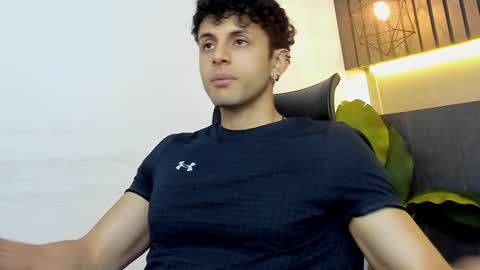 Snapshot of ariasaadeh chatting on 12, 9, 2025 ariasaadeh online show from 12, 9, 2025