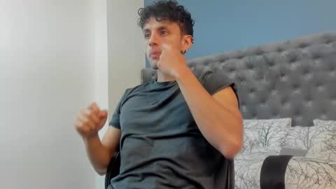 Snapshot of ariasaadeh chatting on 28, 9, 2025 ariasaadeh online show from 28, 9, 2025