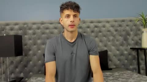 Snapshot of ariasaadeh chatting on 21, 10, 2025 ariasaadeh online show from 21, 10, 2025