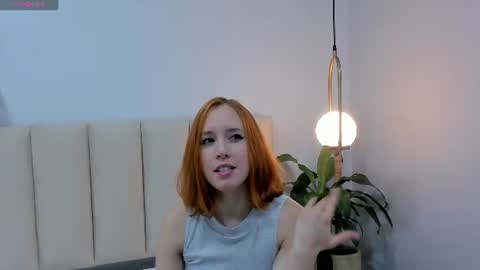 Snapshot of ariavelvet_ chatting on 11, 6, 2026 Aria online show from 11, 6, 2026