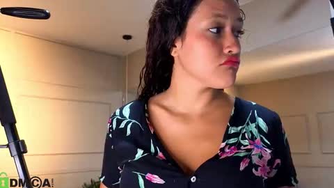 Snapshot of arielblossom____ chatting on 2, 2, 2026 arielblossom____ online show from 2, 2, 2026