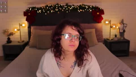 Snapshot of ariell_mini chatting on 23, 12, 2025 Ariell Mini online show from 23, 12, 2025