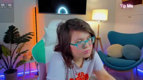 Ariell Mini online show from 1, 5, 2026