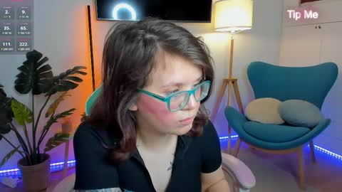 Ariell Mini online show from 4, 5, 2026