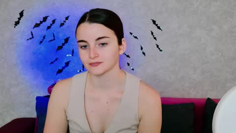 arielstonks_lovee online show from 17, 10, 2025