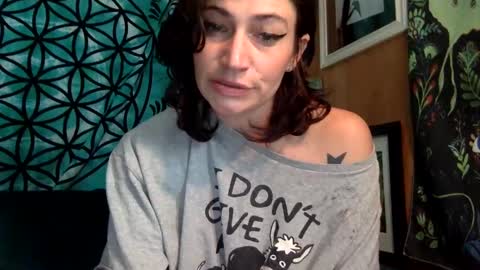 ariel  colin when hes here online show from 3, 12, 2024