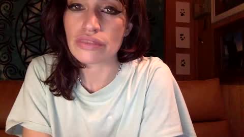 ariel  colin when hes here online show from 17, 1, 2025