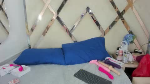 Snapshot of ariht chatting on 6, 3, 2026 ariht online show from 6, 3, 2026