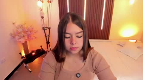  Arianna  online show from 28, 4, 2026