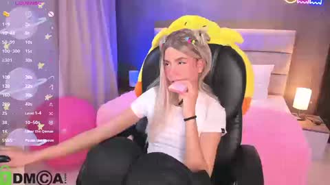 Ari  online show from 8, 9, 2025