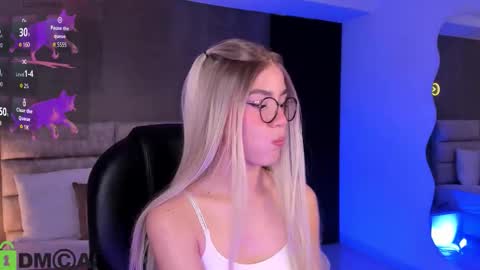 Ari  online show from 12, 10, 2025