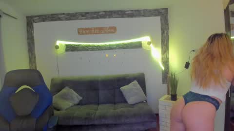 Snapshot of arisha_katy1 chatting on 6, 3, 2025 arisha_katy1 online show from 6, 3, 2025