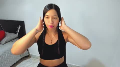 aristena_01 online show from 25, 11, 2025