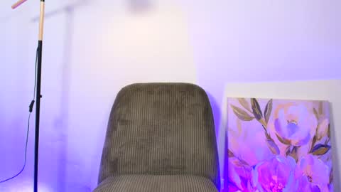   Nice to meet you  thumb up me please its important I  LOOK MY BIO DOWN online show from 16, 7, 2026