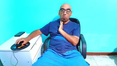 arnelux72 online show from 8, 2, 2026