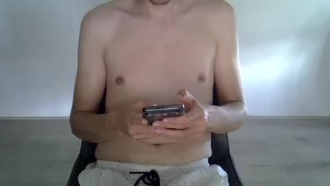 arnoanro online show from 18, 6, 2026