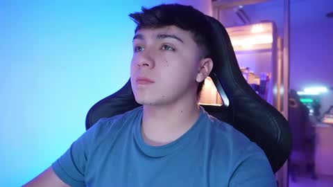 aron__cooper online show from 3, 7, 2026