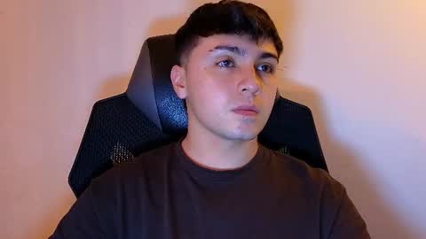 aron__cooper online show from 2, 8, 2026