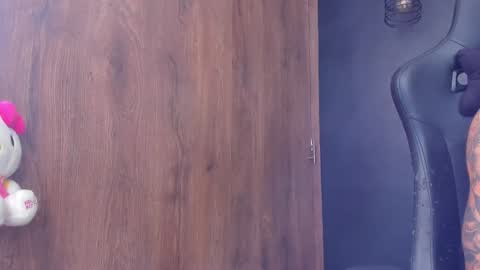 Snapshot of aron_ford chatting on 6, 12, 2024 Aron ford online show from 6, 12, 2024