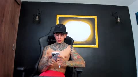 Snapshot of aron_ford chatting on 6, 12, 2024 Aron ford online show from 6, 12, 2024