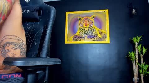 Snapshot of aron_ford chatting on 16, 12, 2024 Aron ford online show from 16, 12, 2024