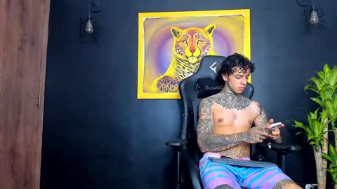 Snapshot of aron_ford chatting on 11, 1, 2025 Aron ford online show from 11, 1, 2025