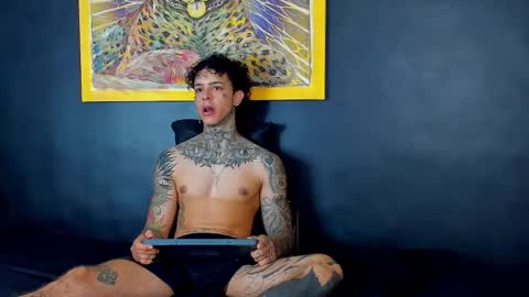 Snapshot of aron_ford chatting on 12, 9, 2025 Aron ford online show from 12, 9, 2025