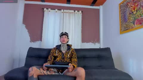 Snapshot of aron_ford chatting on 29, 9, 2025 Aron ford online show from 29, 9, 2025