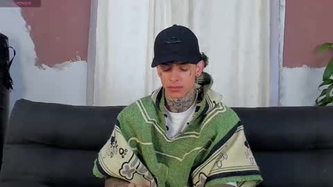 Snapshot of aron_ford chatting on 7, 10, 2025 Aron ford online show from 7, 10, 2025