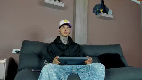 Aron ford online show from 4, 2, 2026