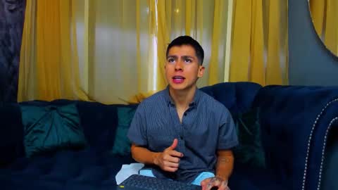 aron_pulse online show from 10, 2, 2026