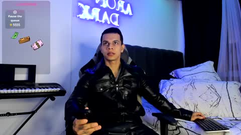 Snapshot of arondark chatting on 3, 12, 2024 DarkMaster online show from 3, 12, 2024