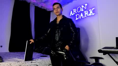 Snapshot of arondark chatting on 14, 2, 2025 DarkMaster online show from 14, 2, 2025