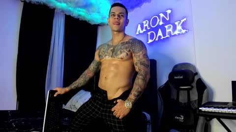 Snapshot of arondark chatting on 22, 2, 2025 DarkMaster online show from 22, 2, 2025
