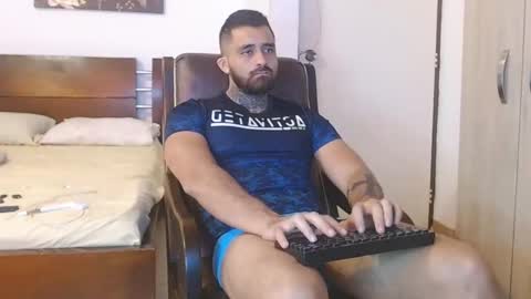 aronmiller online show from 10, 12, 2024