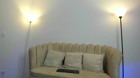   online show from 26, 9, 2025