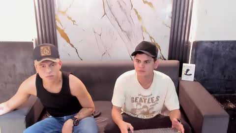 Snapshot of aroon_sexx21 chatting on 24, 5, 2026 Aroon online show from 24, 5, 2026