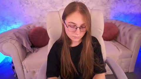 Snapshot of arrinawair chatting on 2, 10, 2025 arrinawair online show from 2, 10, 2025