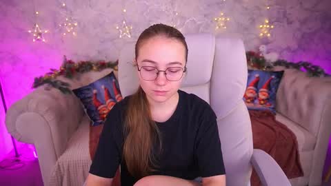 Snapshot of arrinawair chatting on 8, 1, 2026 arrinawair online show from 8, 1, 2026