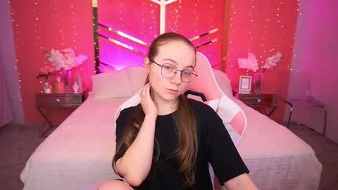 Snapshot of arrinawair chatting on 12, 2, 2026 arrinawair online show from 12, 2, 2026