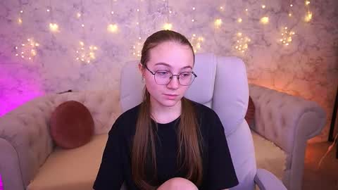 Snapshot of arrinawair chatting on 23, 2, 2026 arrinawair online show from 23, 2, 2026