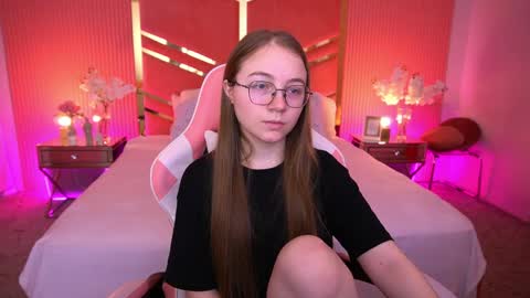 arrinawair online show from 28, 4, 2026