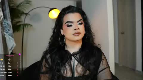 Chloe  online show from 20, 7, 2026