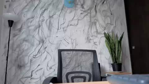   online show from 9, 6, 2026