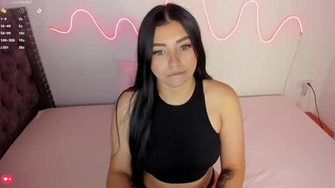 ESTEFANY online show from 11, 12, 2024